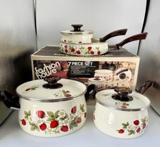 Vintage Fashion House Susanne Strawberry Enamel Cookware 7 Pc Set NOS Box picture