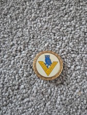 VINTAGE 1970'S LEEDS UNITED OWL CREST ENAMEL FOOTBALL PIN BADGE picture