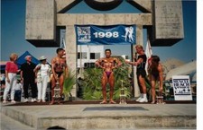MUSCLE MEN Venice Beach California BODYBUILDERS Found PHOTOGRAPH Color  04 25 I picture