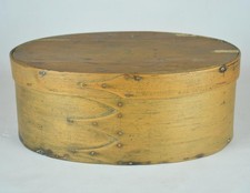 ANTIQUE 19TH C. BENTWOOD OVAL SHAKER PANTRY BOX - 4 FINGERS - 11 1/2