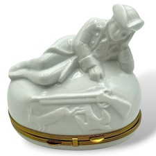 Vtg LIMOGES TRINKET BOX Resting Hunter Sexy Soldier Piotet Chamart France EUC picture