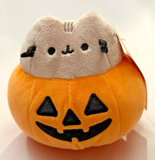 CultureFly Pusheen Pumpkin Mini Plush Exclusive Halloween 2025 Collectible picture