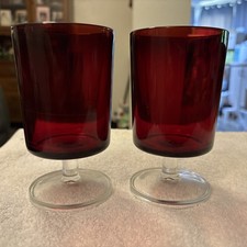 Set Of 2 Vintage Arcoroc France Luminarc Cavalier Ruby Red Glasses 8 Ounce picture