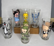 Vintage 1973 Pepsi Looney Tunes Collector Series Glasses -SET OF 6 Tweety Porky picture