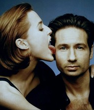 GILLIAN ANDERSON & DAVID DUCHOVNY Conspiracy Show X Files Poster Photo 16x24 picture