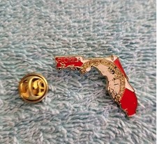Florida Travel Souvenir Lapel Pin Map Shape PREMIUM QUALITY picture
