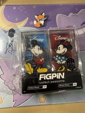 AP Minnie and Mickey Figpin Disney 367 368 Pin Set picture