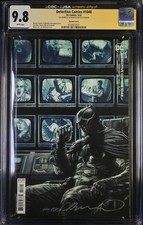 DETECTIVE COMICS #1048 CGC 9.8 SS SIGNED LEE BERMEJO VARIANT & SIGNED HC JOKER picture