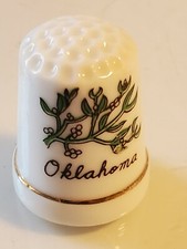 Vintage Oklahoma Thimble Porcelain some kinda plant...ragweed? Box7 picture