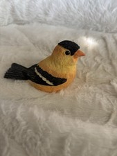 Backyard Birds Realistic GOLD FINCH Figurine United Design Noble Oklahoma BB-028 picture