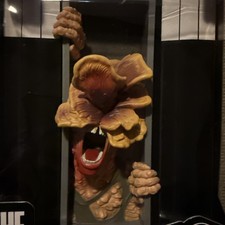 LAST OF US NOOKS The Last of Us Infected Nook – 7.5-Inch Bookend Culturefly NEW picture