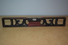 * Vintage LSS Co Athol Mass USA Cast Iron  Level Tool 12.5
