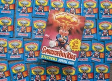 1985 TOPPS GARBAGE PAIL KIDS EMPTY WAX BOX + 29 WRAPPERS LOT GPK OS2 w/25cent picture