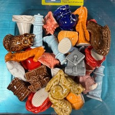 Wade Whimsies Red Rose Tea Figurines Lot 25pc Porcelain England Vintage Mixed picture