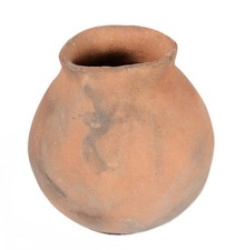Historic Desert Southern California Pottery   19th Century  Size 7.5