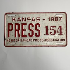 Vintage Kansas 1987 Press 154 Red & White Plate Member Press Association picture