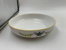 Ceramic 9in Spring Queen Bee Serving Bowl BB01B29015 picture