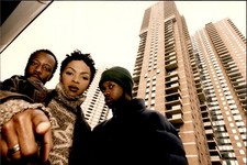CGE74 Original Susan Stava Color Photo LAURYN HILL & THE FUGEES IN MANHATTAN NY picture