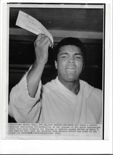 Muhammad Ali Joe Frazier TOP SECRET 1971  Vintage Authentic AP 8X10 Press Photo picture