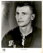 PF17 Original Photo TED TAYLOR 1964-66 NEW YORK RANGERS NHL HOCKEY LEFT WING picture
