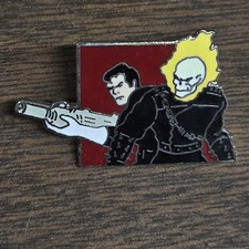 Punisher and Ghost Rider #145 Planet Studios Vintage 1990 Marvel Pin picture