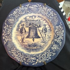 Vintage 1976 Avon Liberty Bell Bicentennial Collector Plate Enoch Wedgwood picture
