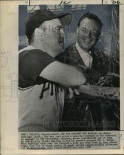 1958 Press Photo Pittsburgh Pirates manager Danny Murtaugh and Joe L. Brown picture