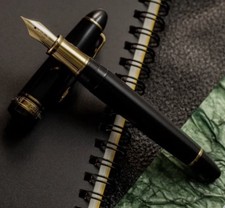 Sailor 1911 Casual L Stable Fountain Pen in Muted Black, Gold Trim, Medium Point picture