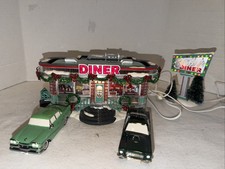 Dept 56 Snow Village “Shelly’s Diner” 55008 Retired 1999 With Sign Cars Included picture