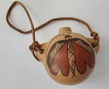 Vintage Hopi Pottery Canteen/Seed Pot: Award Winning Artist: Darlene Nampeyo picture