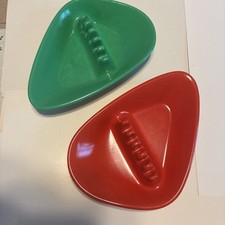 2 Vtg MCM ANHOLT Melamine Melmac Kidney Boomerang Ashtrays Red & Green Atomic picture