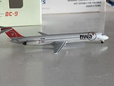 Aeroclassics Northwest Airlines Douglas DC-9-50 1:400 N773NC ACN773NC picture