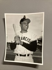 1960’s Willie Mays “Larger Than Life” Original Type Photo RARE picture