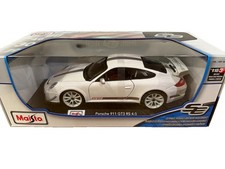 Porsche 911 GT3 RS 4.0 White 1:18 Diecast Model Car Maisto Special Edition picture