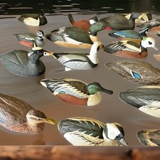 34 Vtg.80s WILLIAM J KOELPIN WOOD HAND PAINTED MINIATURE DUCK DECOY COLLECTION picture