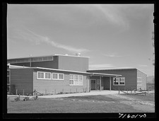 Photo:Woodville California 1942 FSA Farm Workers Community Building Center picture