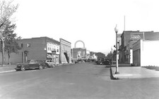 Street View Cars & Restaurants Caney Kansas KS - Reprint picture