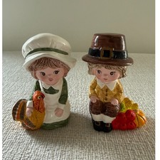 Vintage RB Boy Girl Pilgrims Thanksgiving Figurines Made In Japan Hand Painted picture