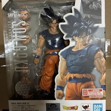 S.H. Figuarts Son Goku - Ultra Instinct Sign - Event Exclusive Color Edition picture