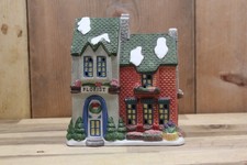 Vintage 1994 Dayton Hudson Florist Christmas village house. NO LIGHT picture