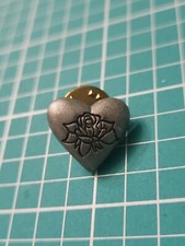 Vtg Memorial Heart Flower ❤️  Silver Tone Lapel Pin  picture