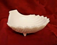 Vintage Westmoreland Milk Glass Shell Shaped Bowl picture