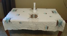 Vintage 1960s MCM Atomic Design Milk Glass Bud Vase & Tablecloth picture