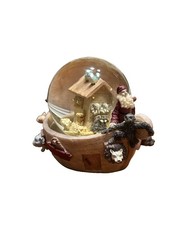 Vintage Noah’s Arc Snow Globe picture