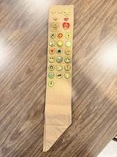 OLD VINTAGE 1930's BSA BOY SCOUTS SASH with xxxxxxx MERIT BADGES PATCHES + Ranks picture