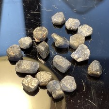 BEAUTIFUL LOT OF 17 MOZAMBIQUE SAPPHIRE CRYSTALS picture