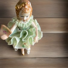 Vintage Irish Dresden Emerald Collection SIGNED Porcelain Lace Lady Fan Figurine picture