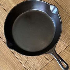 Griswold No. 10 Cast Iron Frying Pan Skillet Double Pour Spout ERIE PA picture