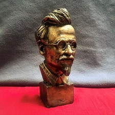 TROTSKI BUST 7