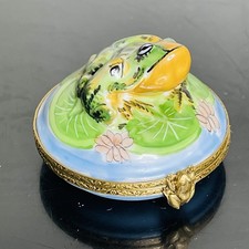 Authentic Vintage Limoges Pill Trinket Box Frogs on Lily Pad , Mini Frog Inside picture